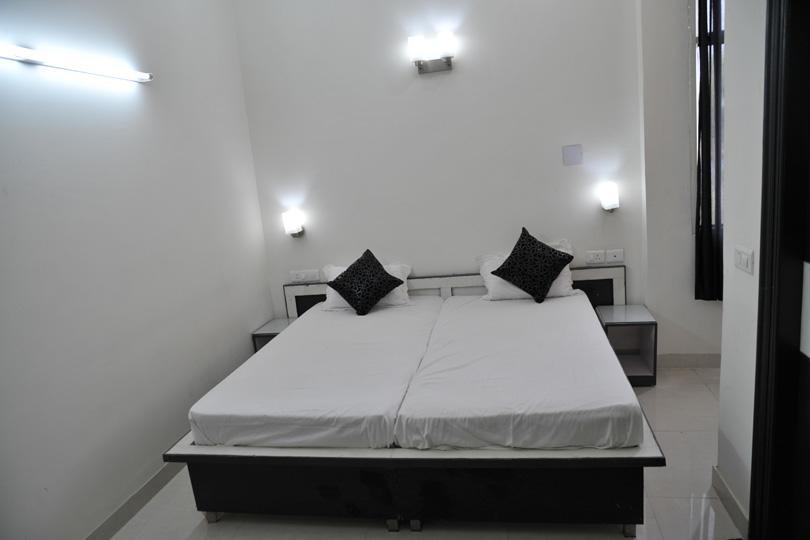 Aura Suites Gurgaon Extérieur photo